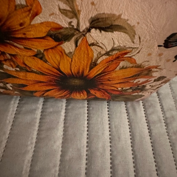 Cross Body, handbag, sunflowers, butterfly, burgundy - Picture 6 of 8
